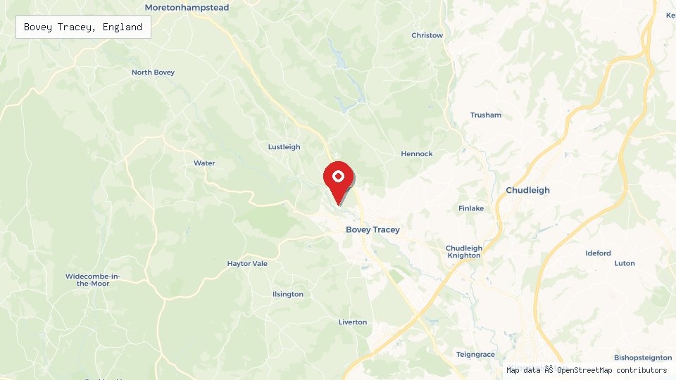 Street map of Bovey Tracey, England with location pin