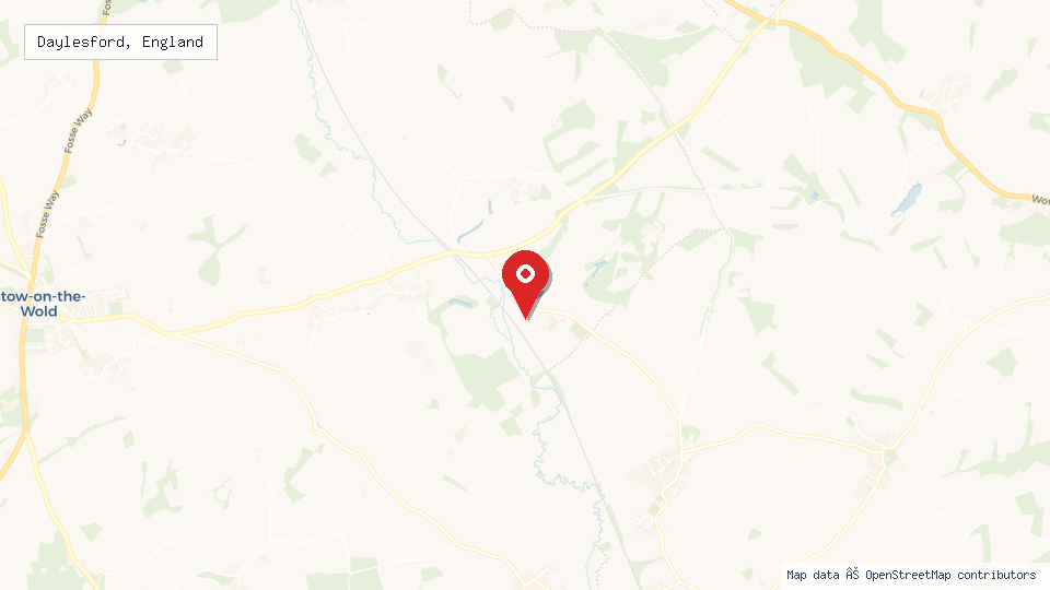 Street map of Daylesford, England with location pin