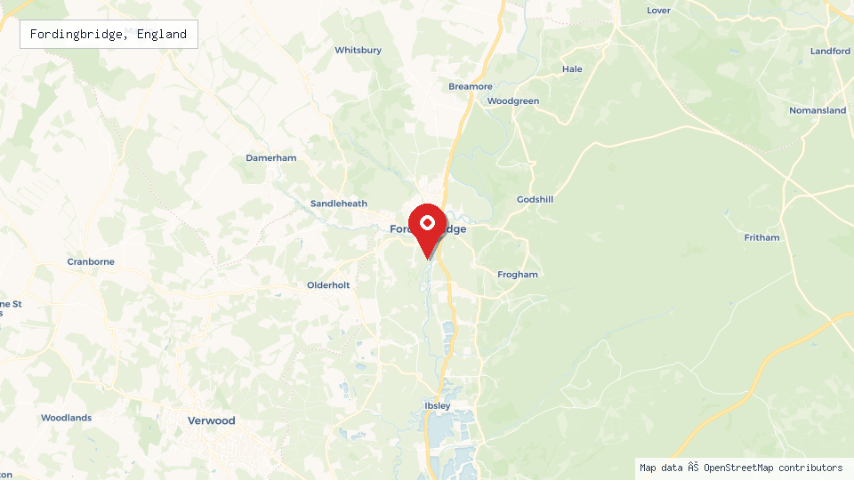Street map of Fordingbridge, England with location pin
