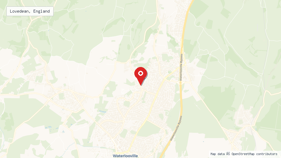 Street map of Lovedean, England with location pin