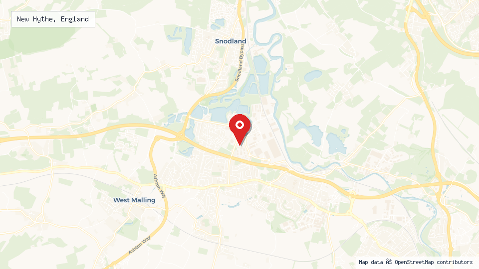 Street map of New Hythe, England with location pin