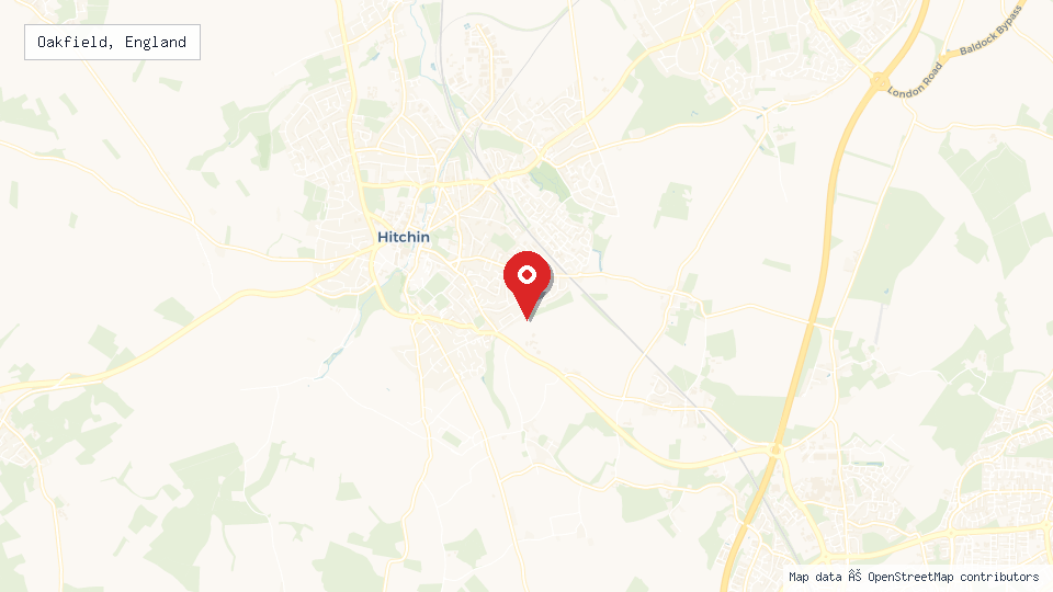 Street map of Oakfield, England with location pin