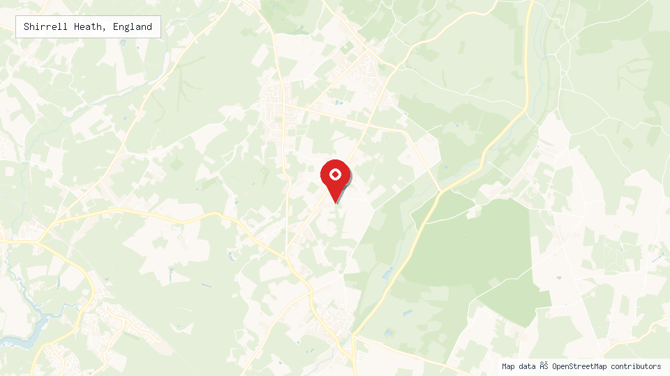 Street map of Shirrell Heath, England with location pin